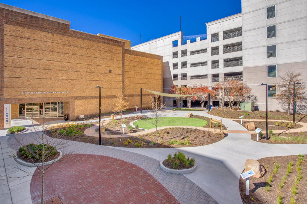 JENNS Hardscape courtyard construction